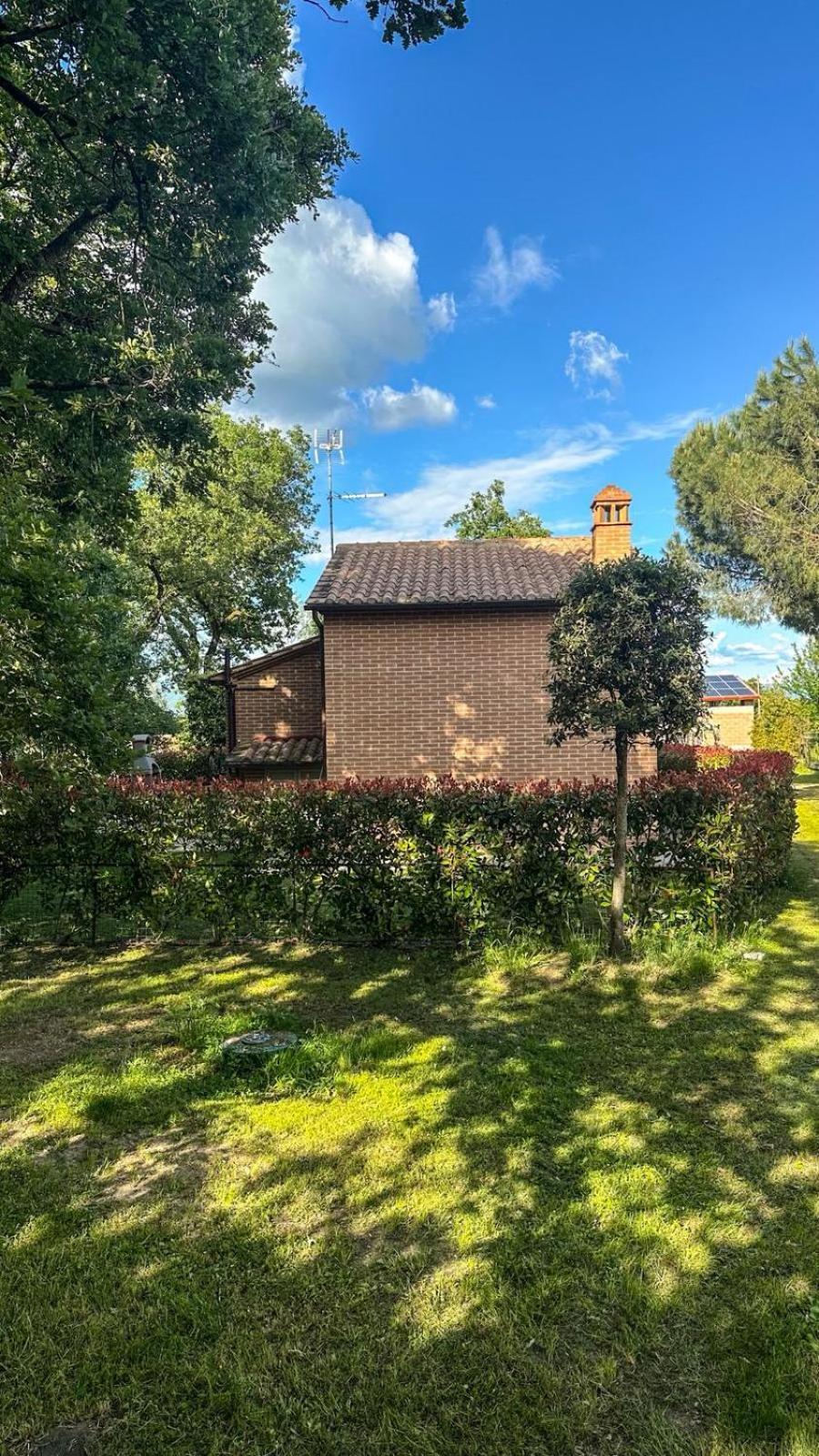 カスティリオーネ・デル・ラーゴ Casina Mirianoヴィラ エクステリア 写真